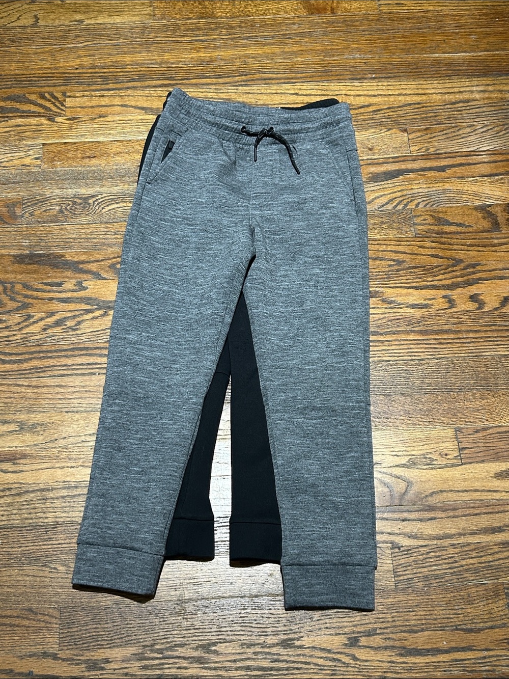 2 Kids Gray & Black Knit Jogger Pants Size 10/12 Super Soft